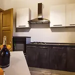 Apartment With Jacuzzi Near Etna Gaggi