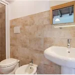 With Jacuzzi Near Etna * Gaggi