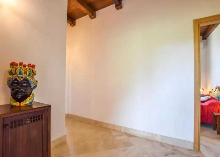 Apartman With Jacuzzi Near Etna *