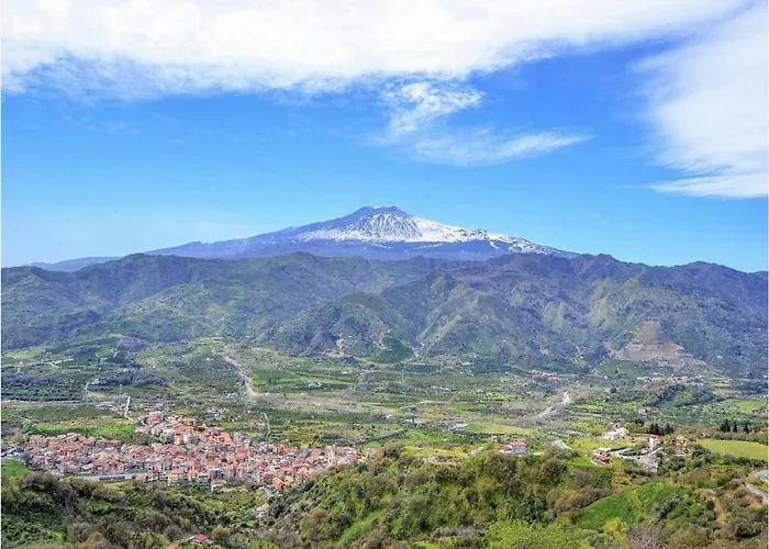 Apartman With Jacuzzi Near Etna
